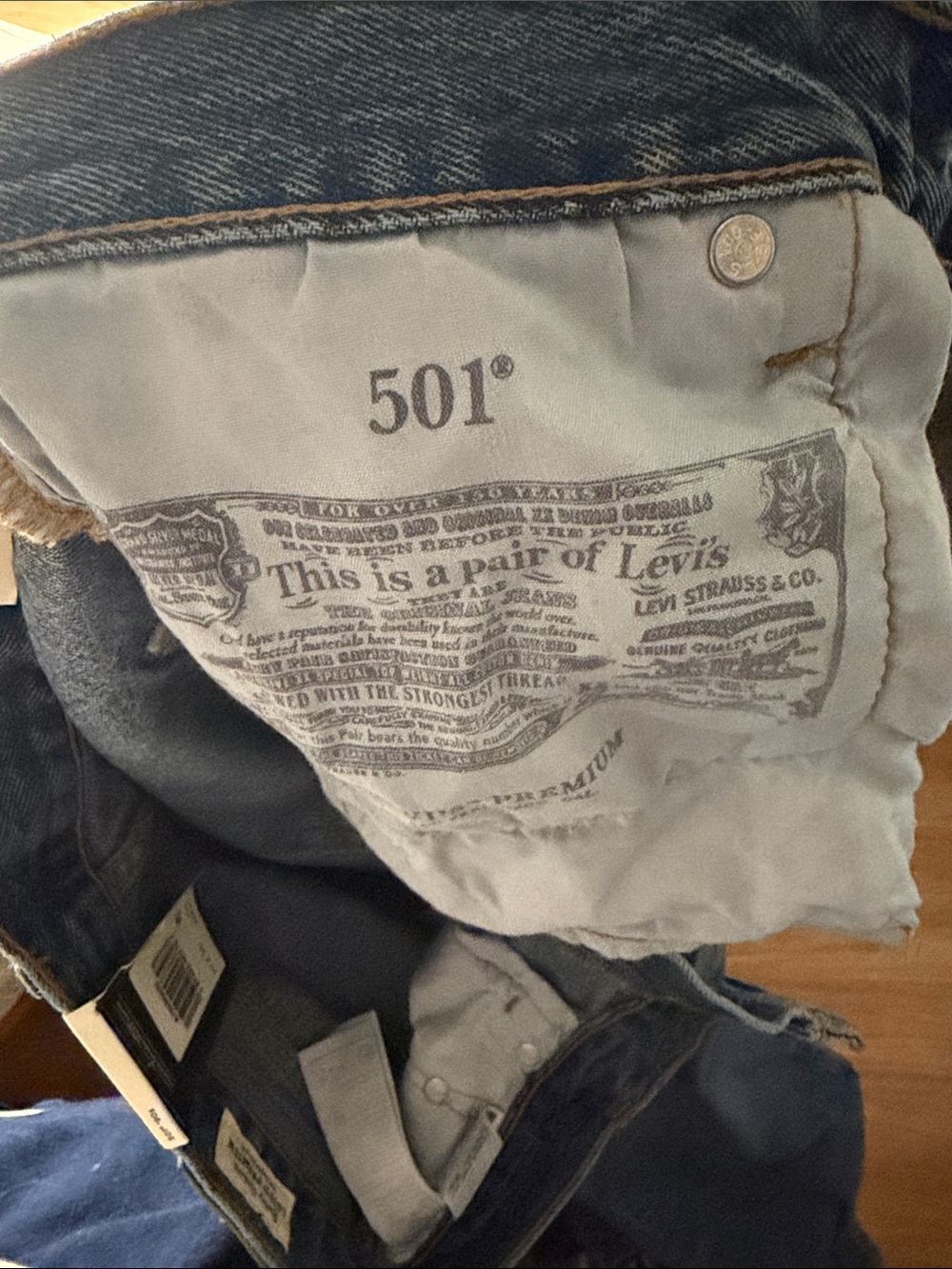 Levi's 501 ‘90s jeans- brand new - Picture 10 of 11